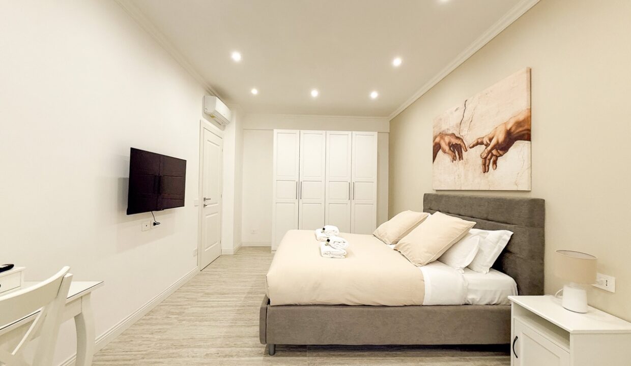 Vaticanhouse_Gallery_7